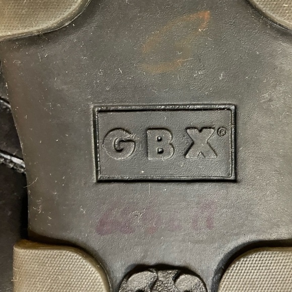 GBX Black Leather Loafers Slip on Size 10.5 - Picture 8 of 9